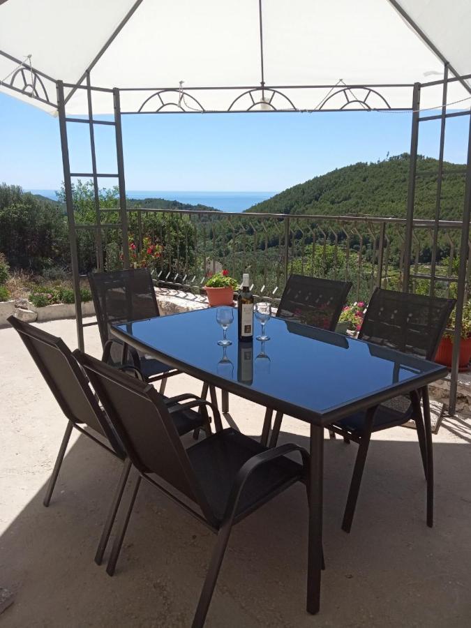 Holiday Apartments Maslina Paho Babino Polje Kültér fotó