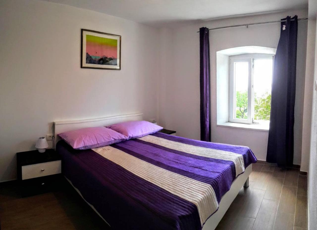 Holiday Apartments Maslina Paho Babino Polje Kültér fotó