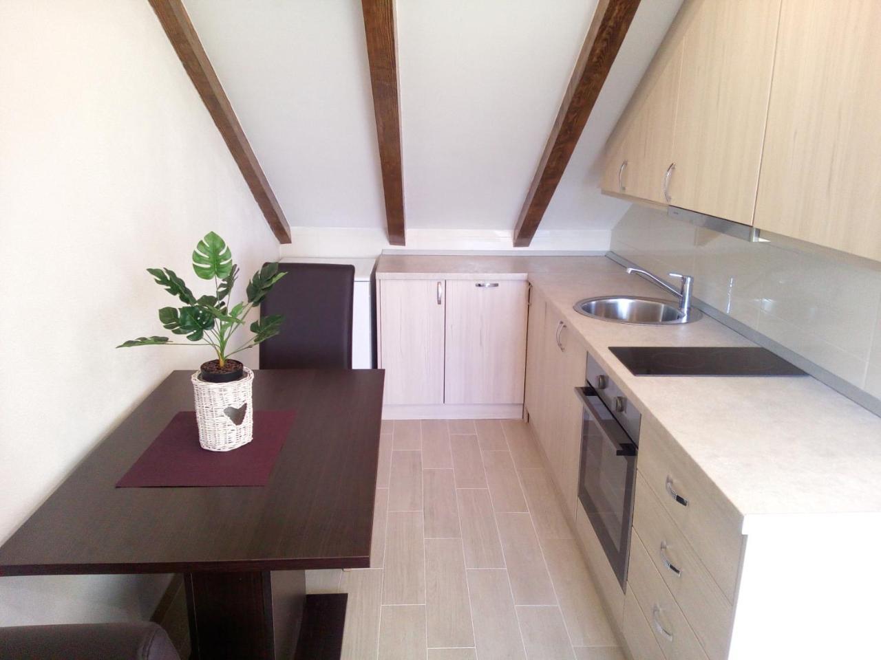 Holiday Apartments Maslina Paho Babino Polje Kültér fotó